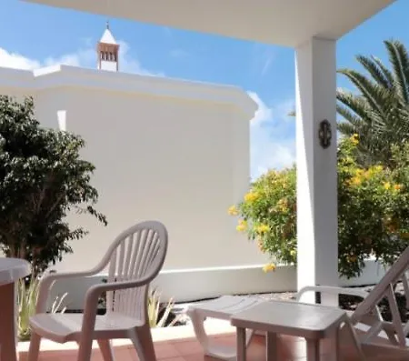 Hogar Palmera With Pool & Apartment Playa Honda (Lanzarote)