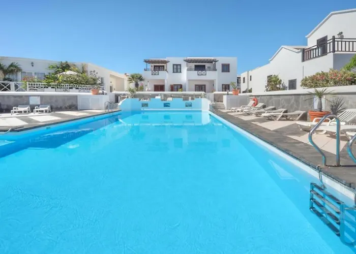 Hogar Palmera With Pool & شقة